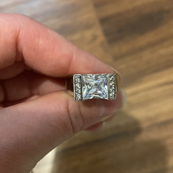 Tocara Ring Sz 7 - Picture 4 of 6